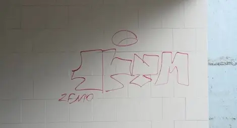 Среднощен вандализъм в подлеза до Кръговото в Русе е регистриран от общинското видеонаблюдение