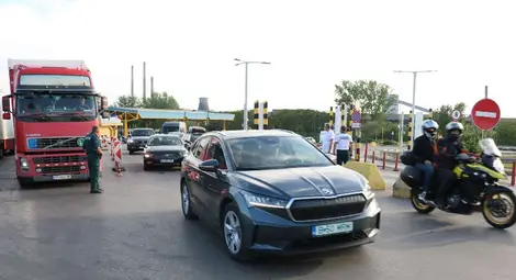 Драстичен скок: Над 25 000 превозни средства преминават за денонощие през Русе и областта