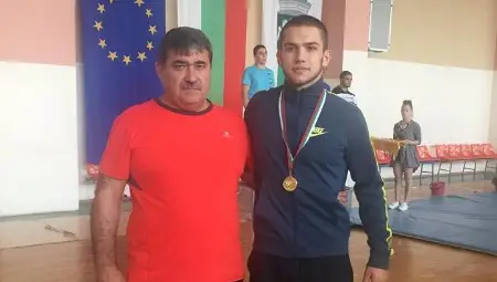 Талантът Християн Стефанов шампион на държавен тепих Талантът Християн Стефанов шампион на държавен тепих