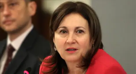Румяна Бъчварова подкрепи полицаите за пенсионната възраст Румяна Бъчварова подкрепи полицаите за пенсионната възраст