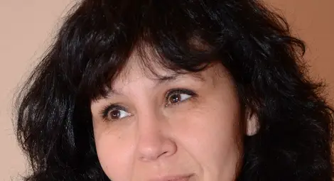 Кметица става медицинска сестра в Англия