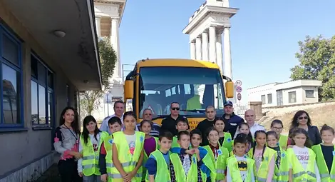 Ученици от Сливо поле гостуваха на митничарите на Дунав мост