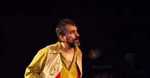 Стоян Стоянджов празнува 40 години на сцената с най-добрите си певчески и актьорски превъплъщения