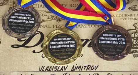 Българи взеха 7 медала от международния пица шампионат в Букурещ