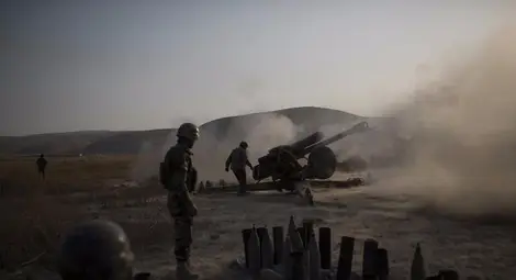 Турските войски навлязоха във вътрешността на сирийския град Ел Баб