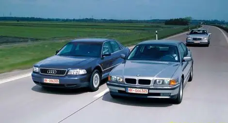 Путин включва и лимузините в данък лукс