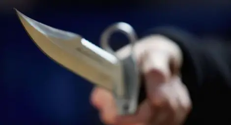 Разправия в новогодишната нощ завършила с удар с нож