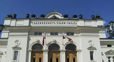 Депутати изслушват Бъчварова на закрито заседание