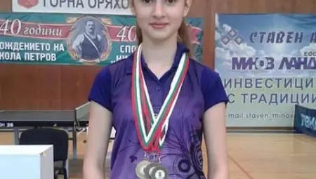 Тенисистка от Две могили с два медала на Балканите