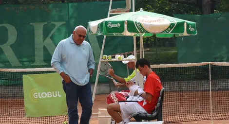 Гришо на русенските кортове