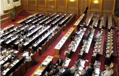 Пет партии подписаха, че няма да наемат тролове. АБВ, ДПС и "Атака" отказаха