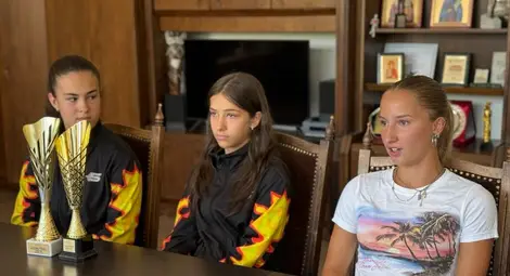 Кметът Пенчо Милков отличи млади спортни таланти на Русе