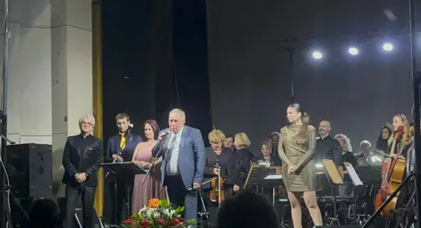 "Дихание" с Орлин Горанов остави без дъх публиката в Две могили "Дихание" с Орлин Горанов остави без дъх публиката в Две могили