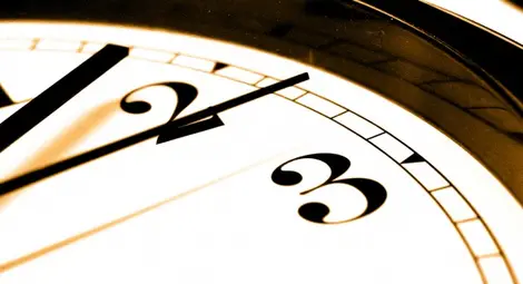 Лятното часово време се въвежда в деня на изборите - 26 март Лятното часово време се въвежда в деня на изборите - 26 март