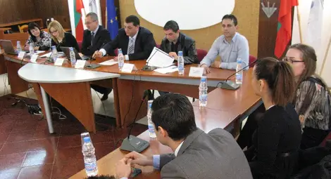 Студенти по европеистика научиха как работи русенската областна администрация