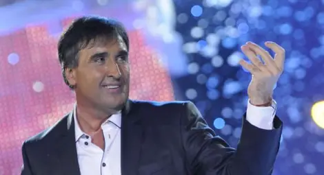 Веско Маринов пред фалит, дължи 650 бона!