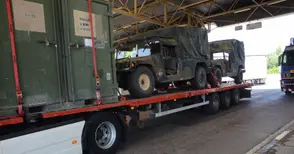 Първите машини за учението на НАТО влязоха през Дунав мост