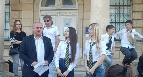 Есета за хърцоите и пионера в авиацията Симеон Петров с първи награди по Русезнание