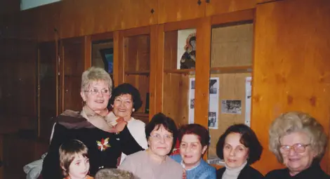 Читателят пише: С нежна обич и признателност  към юбилярката Радка Златинова