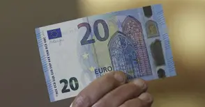 20 евро за почерпка на полицаи донесоха присъда на румънец