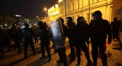 Полицаи биха протестиращи в София 