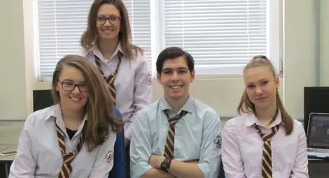 Абитуриенти отиват на финал на състезанието &bdquo;Виртуално предприятие&ldquo;