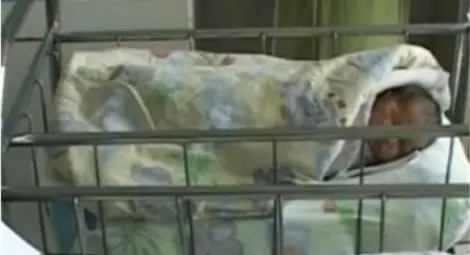 Родителите на изхвърленото на боклука бебе са ученици