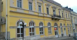 Отмениха запечатването  на хостел „Русчукъ“