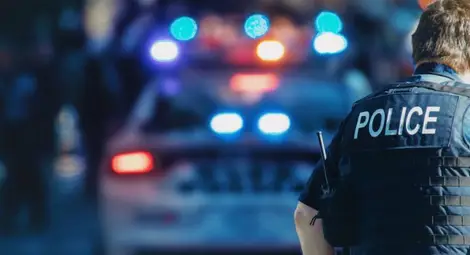 Дете и баба му са в критично състояние след побой с метална тръба, задържан е дядото