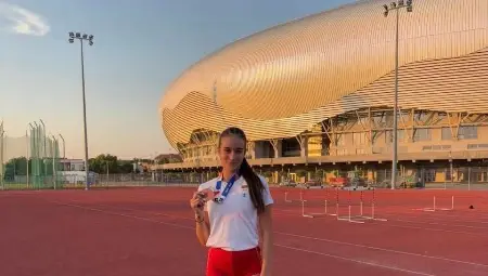 Кметът Пенчо Милков награди бронзовата медалистка от Балканския шампионат по лека атлетика Росина Николова