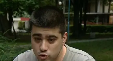 Повдигнаха обвинение на мъжа, залял с боя бившата си приятелка