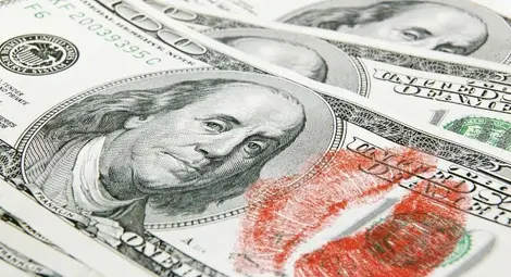 Тя е на 85 години и е... жрица на любовта Тя е на 85 години и е... жрица на любовта