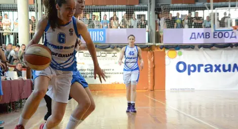 Зори Костова: Мечтая за още трофеи с мачове в новата зала Зори Костова: Мечтая за още трофеи с мачове в новата зала