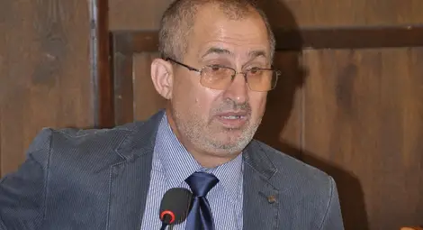 Бурджиев: Проверяват се няколко фирми, които произвеждат нефтопродукти Бурджиев: Проверяват се няколко фирми, които произвеждат нефтопродукти