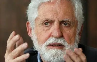 Бащата на хапчето "анти-бебе" завеща щедра сума на Американския университет