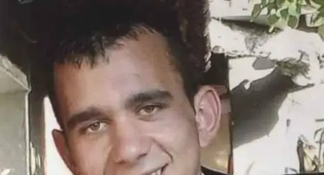 Звезди пеят в подкрепа  на 19-годишния Пешо