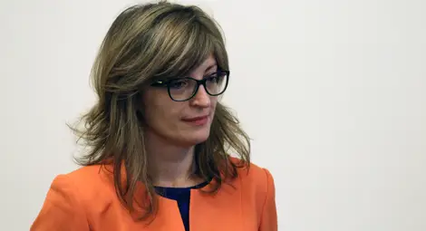 Румъния се справя по-добре в борбата с корупцията, призна Захариева в Брюксел Румъния се справя по-добре в борбата с корупцията, призна Захариева в Брюксел