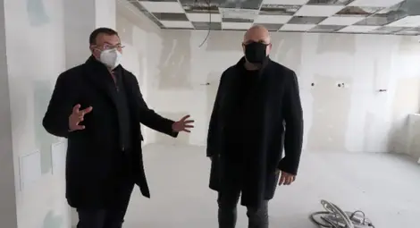 Министър Ангелов: МЗ не подкрепя искането на заведенията да подновят работа от 1 февруари