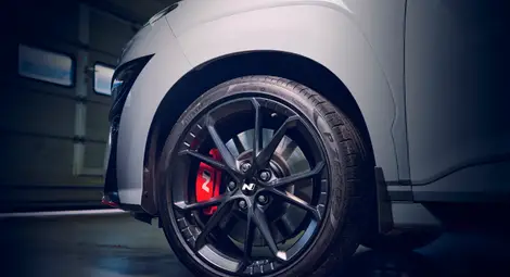 Hyundai KONA N - SUV, който вдига градусите до N-та степен /галерия/