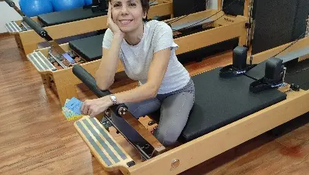 Идеята за студиото е на майката на близнаците Бистра, а в реализацията й се включва цялото семейство.