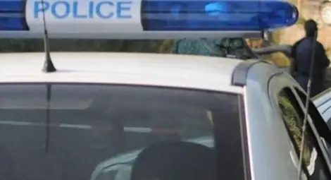 Беглец е впил зъби в ръката на полицай, такси е прегазило негов колега!