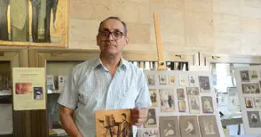 Зафер Галибов сподели с русенци  своите съкровени „Стъклописи“