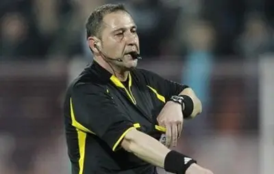 Пенсионираха съдията на "Левски" - "Литекс"