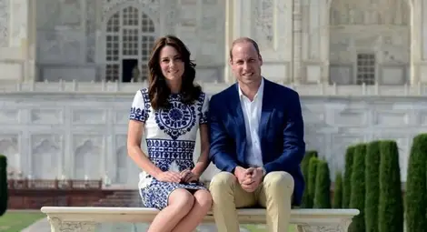 Кейт Мидълтън е бременна за трети път