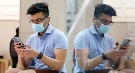 iOS ще разпознава лица и през предпазна маска