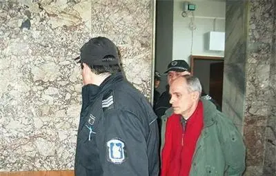 Година пишат мотиви срещу баща, убил сина си във Велико Търново Година пишат мотиви срещу баща, убил сина си във Велико Търново