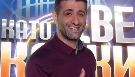 Фицата загрява с фолклорен кавър на AC/DC, Криско остава само с мимики за Адел