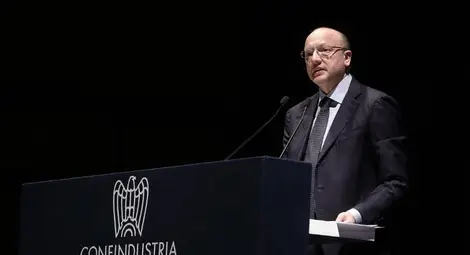 Италия ще губи по 100 млрд. евро на месец