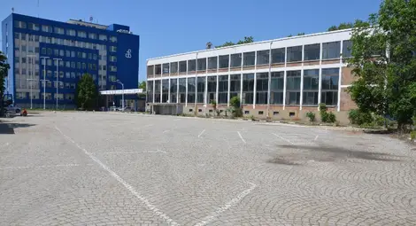 Съдът още разплита юридически каши около потъналата Русенска корабостроителница