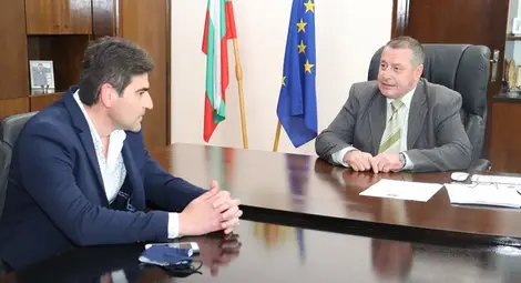 Засилено полицейско присъствие на вота обсъди Българинов с новия директор на МВР Засилено полицейско присъствие на вота обсъди Българинов с новия директор на МВР